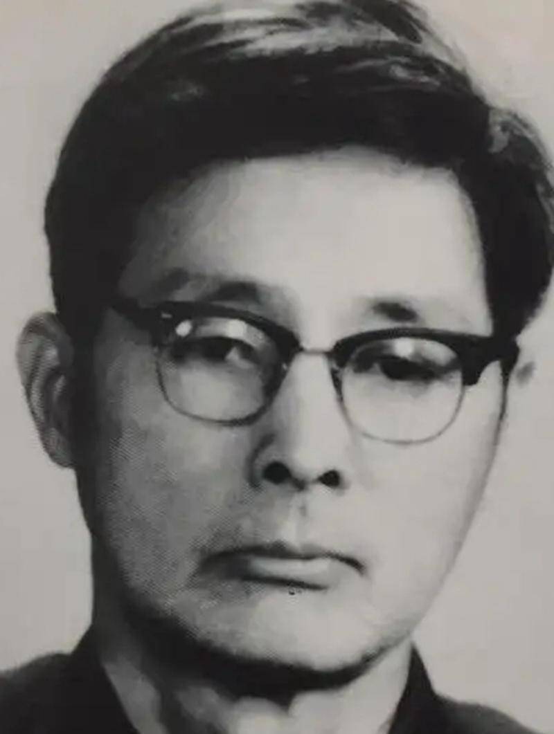 他曾担任中宣部副部长,1966年上报了《二月提纲》,被关押了8年_许立群