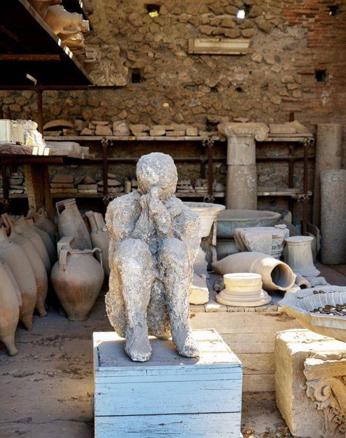 庞贝古城一夜消失, 考古发掘270年, 无数居民变水泥壳木乃伊!_意大利_