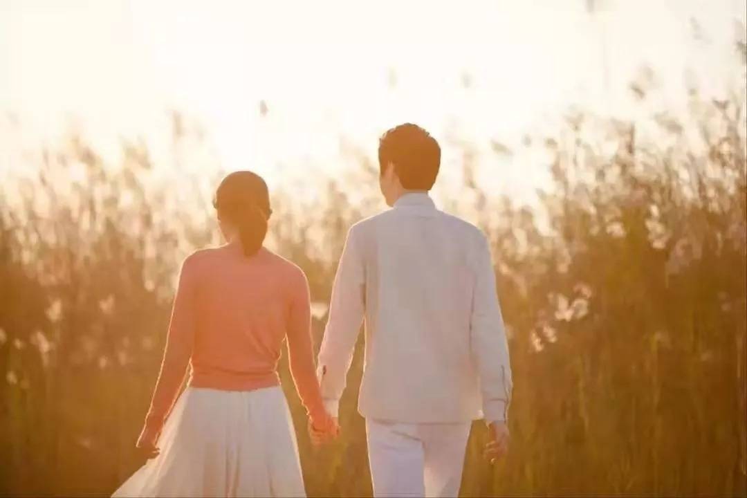 原创湖北女子要16万彩礼被分手男友转身花22万娶其他人谈钱伤感情