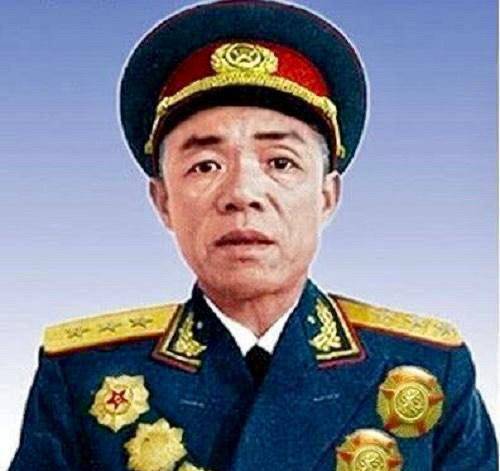 原创向敌人冲锋不算啥几个人端扁担冲锋喊缴枪不杀俘虏十来个才牛