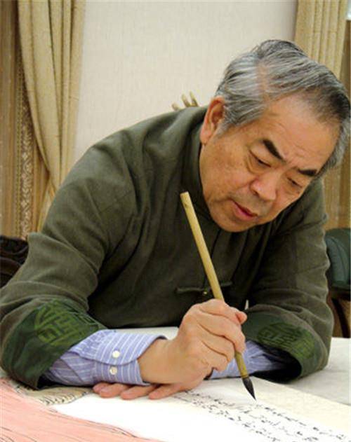 至于后来李苦禅对这个弟子会有如此大的意见,并非是范曾艺术创作上有