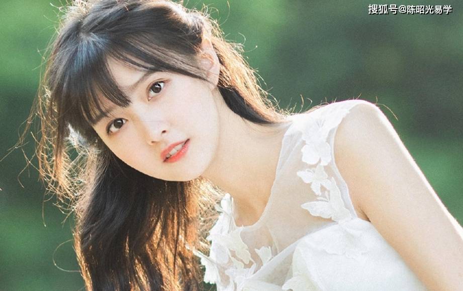 总是感觉和社会格格不入或许八字带有这个十神