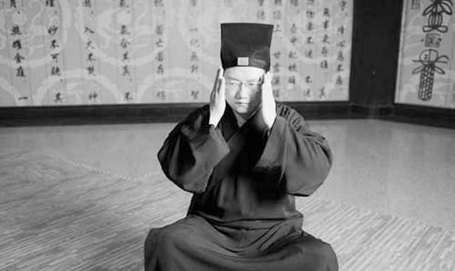 原创1997年李一道长水下闭气2小时爆火后被拆穿后来怎么样了