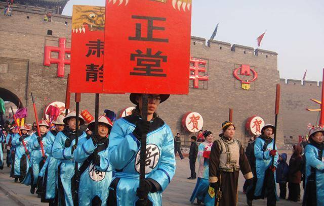 原创吏在清代并不是官但能量十分巨大就是督抚对他们也忌惮三分