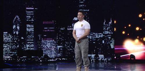 原创原创他是中国第一保镖股神巴菲特昔日贴身保镖一小时薪酬为28万