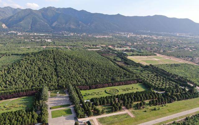 秦陵地宫门票收入至少25亿?专家:不满足四个条件,根本不能发掘_皇陵_