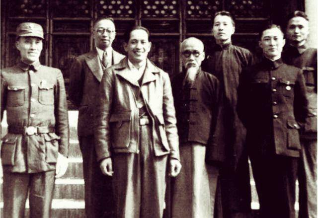 原创孙元良从徐州逃到信阳为何反遭软禁张轸这个司令来得太蹊跷