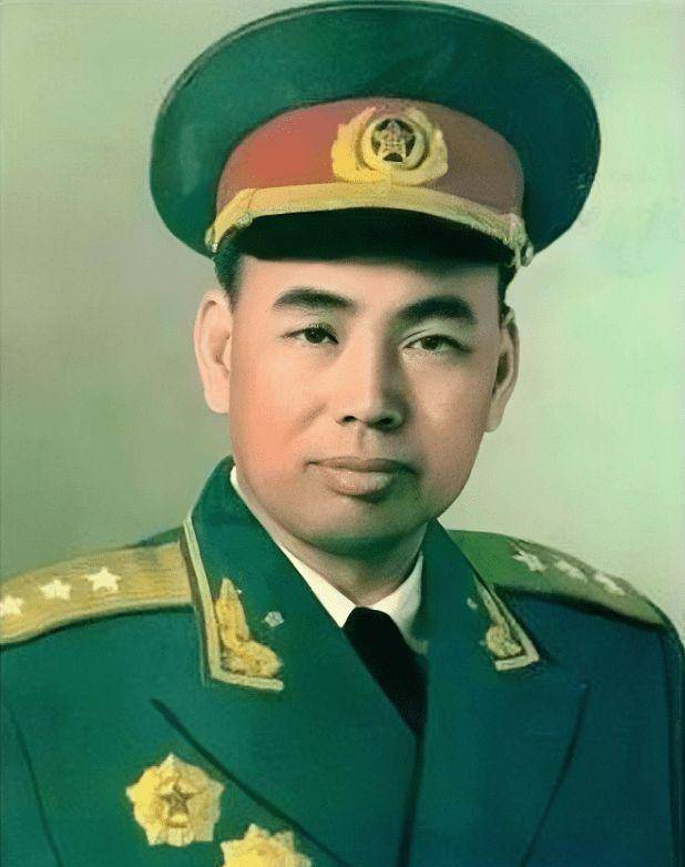 开国上将许世友华野九纵改编为27军时,首任军长聂凤智,这也是一位老