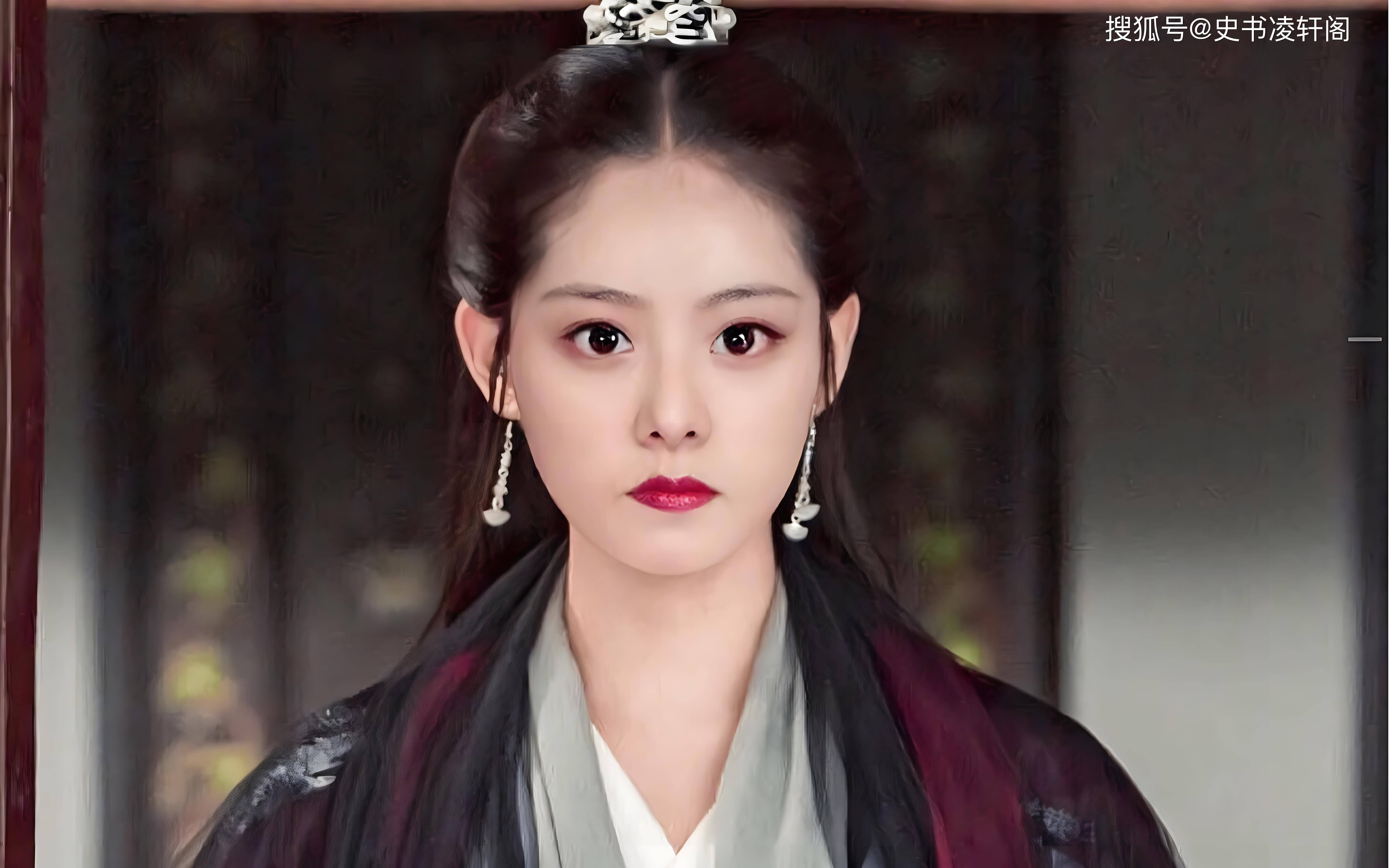 13,周芷若——武功配置:四象掌,峨眉九阳功,飘雪穿云掌,九阴白骨爪,白