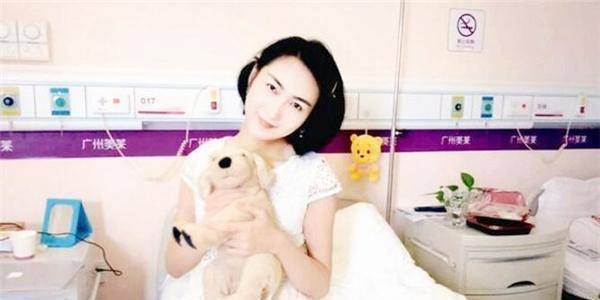 原创原创2005年背母上学10年后变性成女人的刘婷如今现状如何