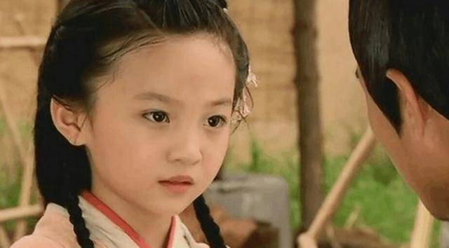 这位公主都已经好几岁了还不会说话,大家都认为她一定是哑巴.