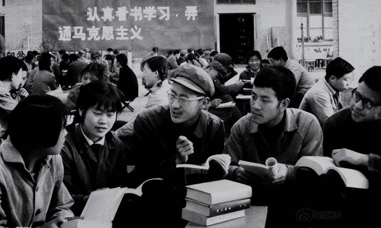 有人却故意拖延,邓公:不赞成的,那就走人_工农兵_大学_人才