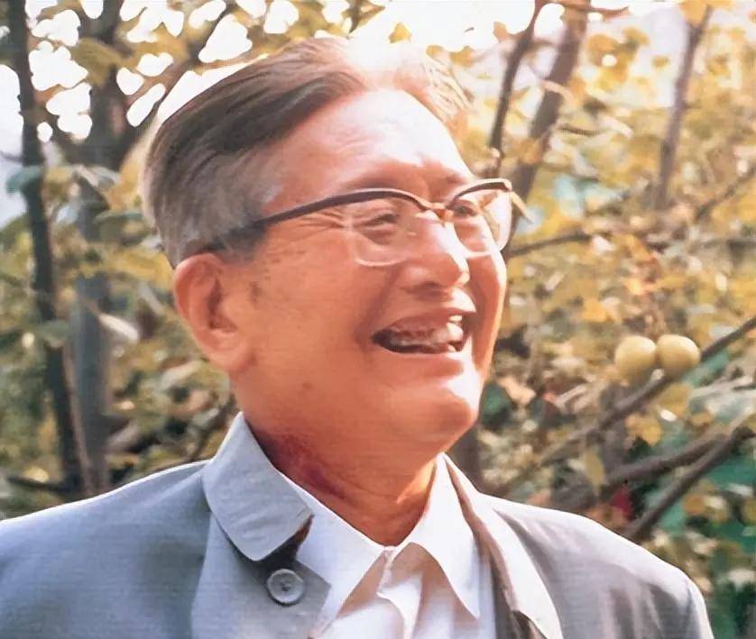 原创83年乔冠华病逝比他小22岁的章含之痛哭你走了让我怎么活