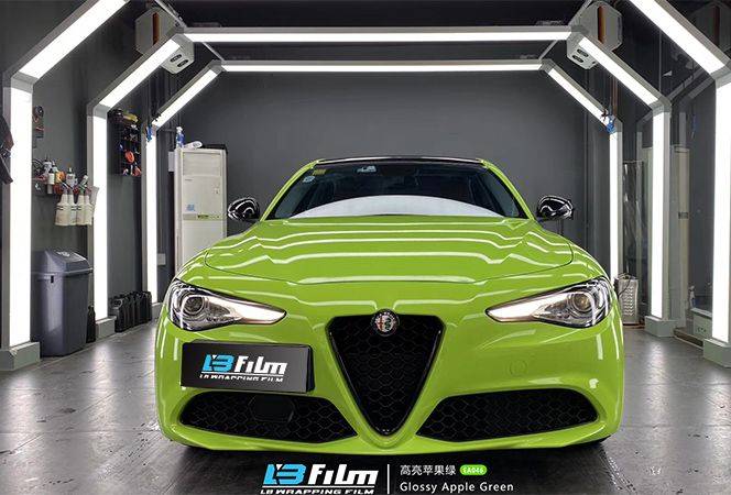 高亮苹果绿giulia改色膜排行,广州番禺车辆车衣改色贴膜价格表_搜狐