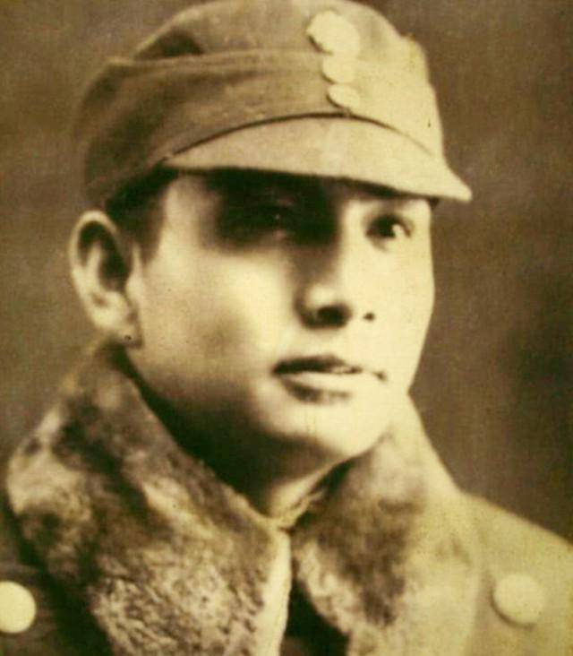 原创1952年受到处分授衔时依然被授予少将他究竟立下了什么大功