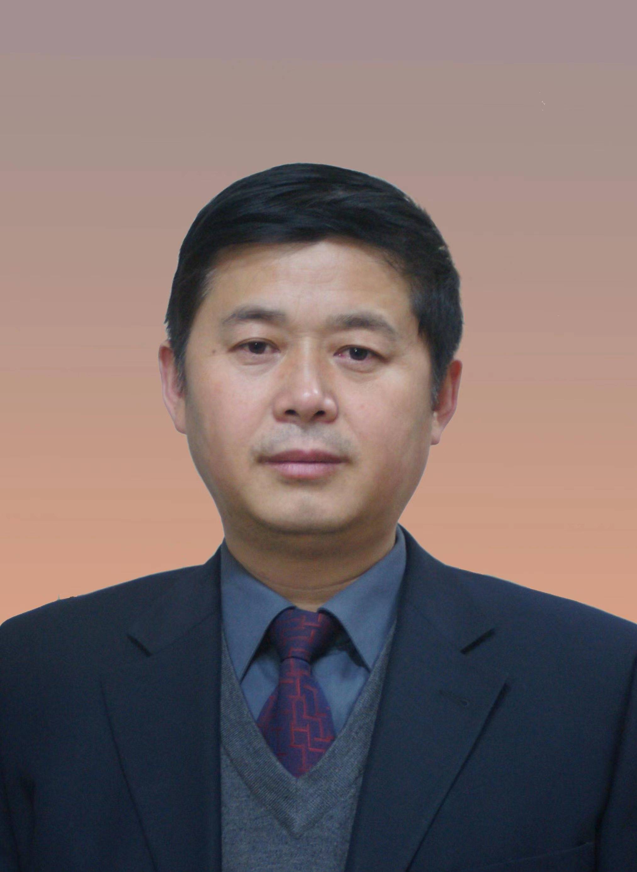 个人简历:赵广美,又名赵艺(翰鸿堂),江苏滨海人.中国书法家协会会员.