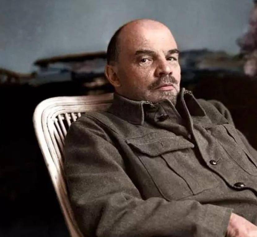 原创原创列宁去世苏联陷入王位之争斯大林无敌是多么寂寞