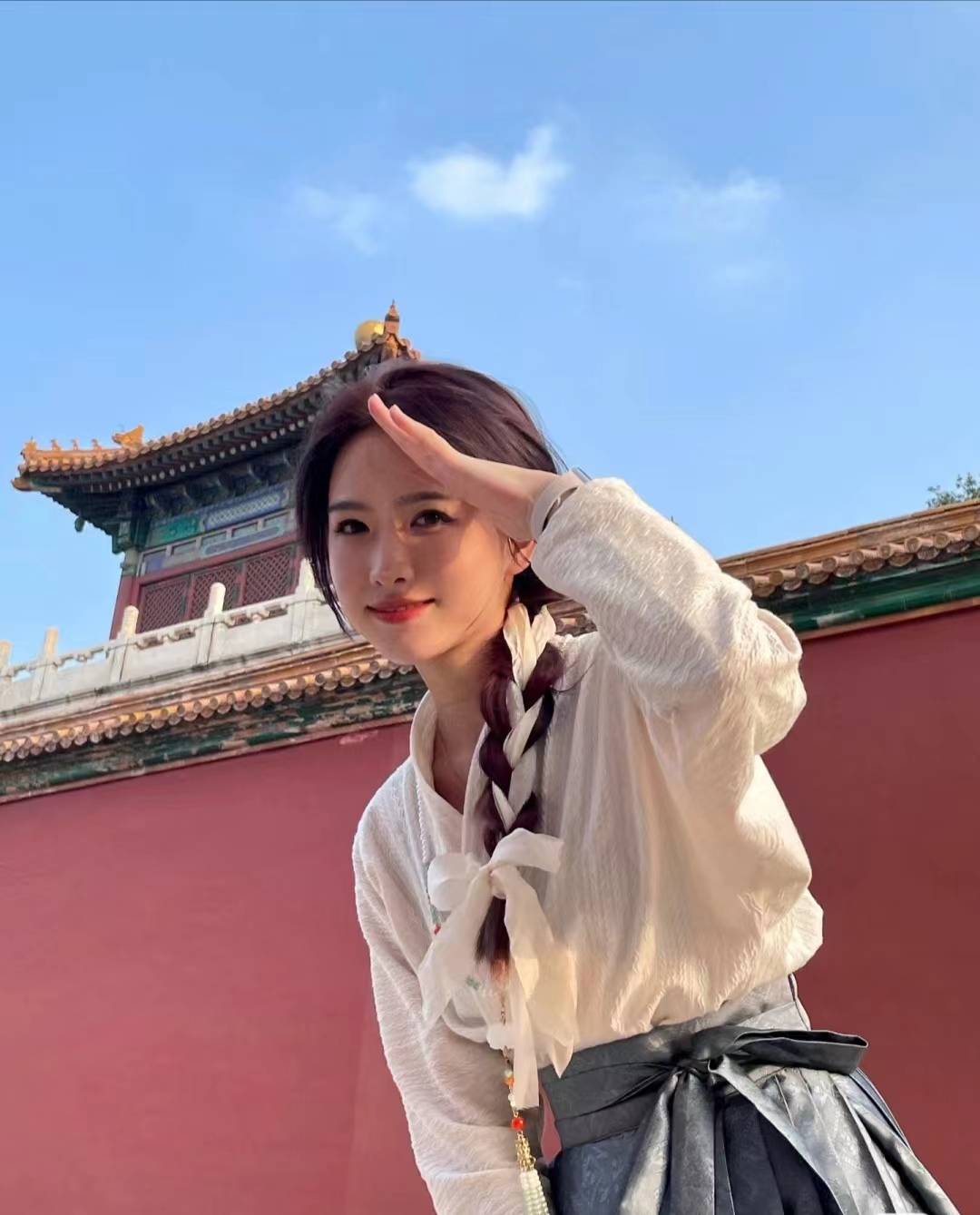 看完不迷路_前往_晶晶_导游