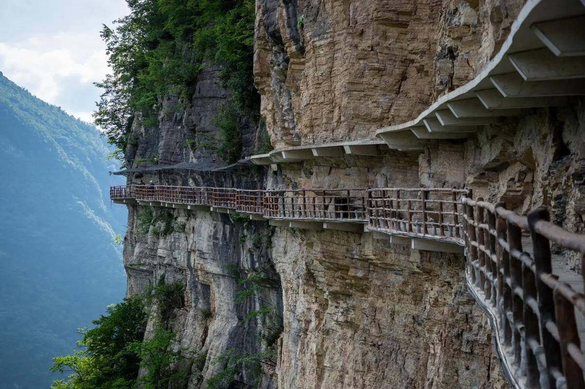 深圳到恩施旅游路线潜江到恩施旅游景点