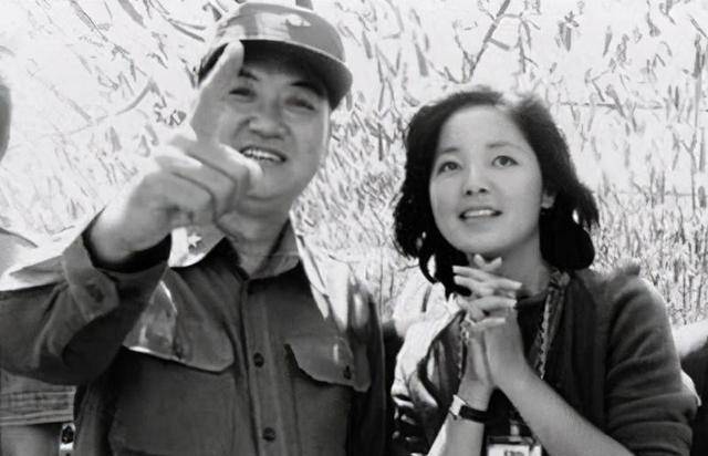 随后向邓枢表示让孩子接受一些专业老师的指导,或许可以跨入更高的