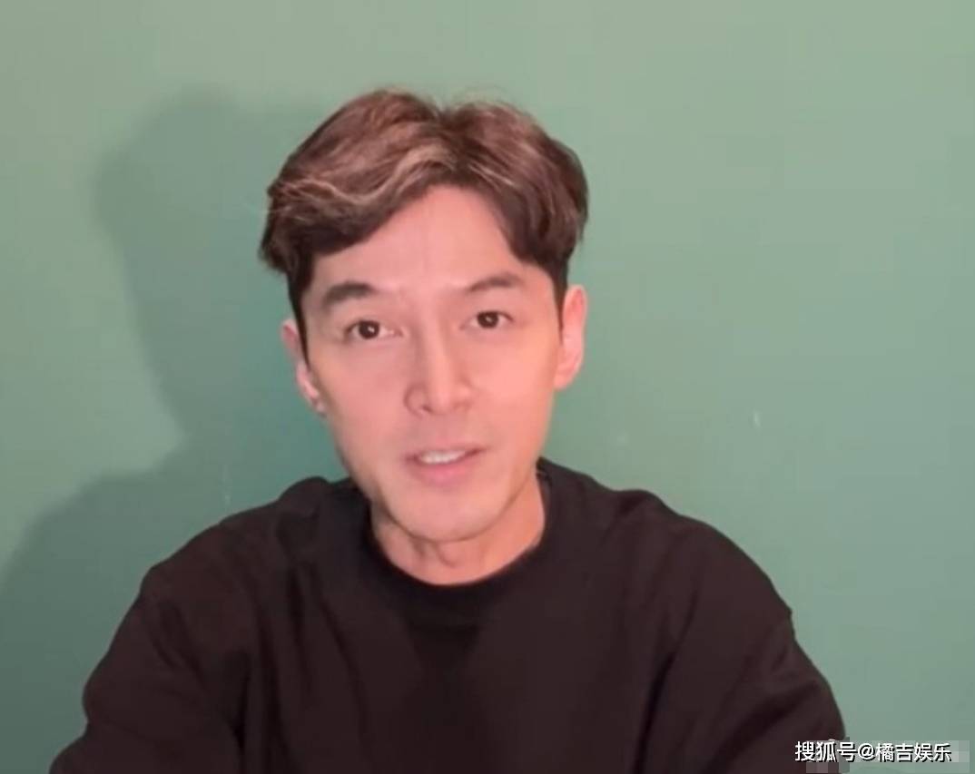 胡歌头发白了更像是他多年演艺生涯的见证