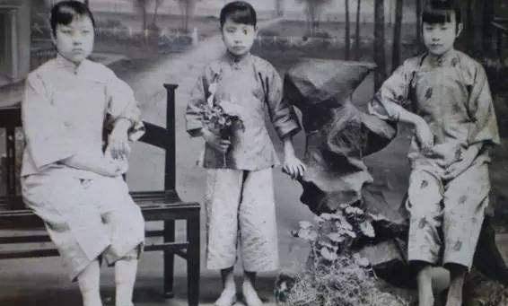 原创三寸金莲古代女性为何缠足从何时开始金莲和脚有啥关系