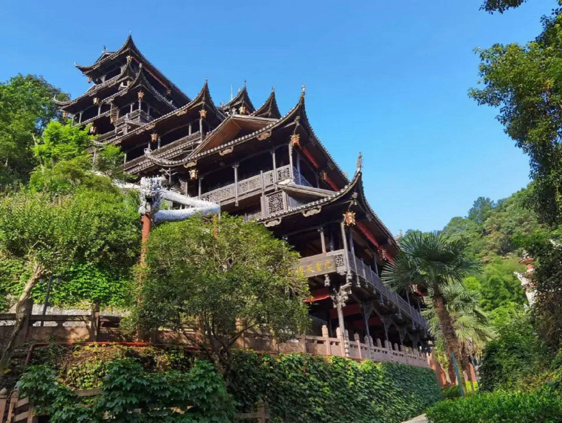 南宁到恩施旅游跟团游要多少钱南宁到恩施旅游跟团游攻略及费用