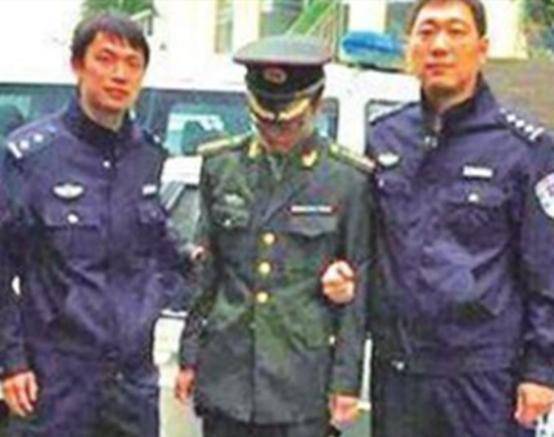 原创骗子大校郭荣喜私建百人军队到处招摇撞骗