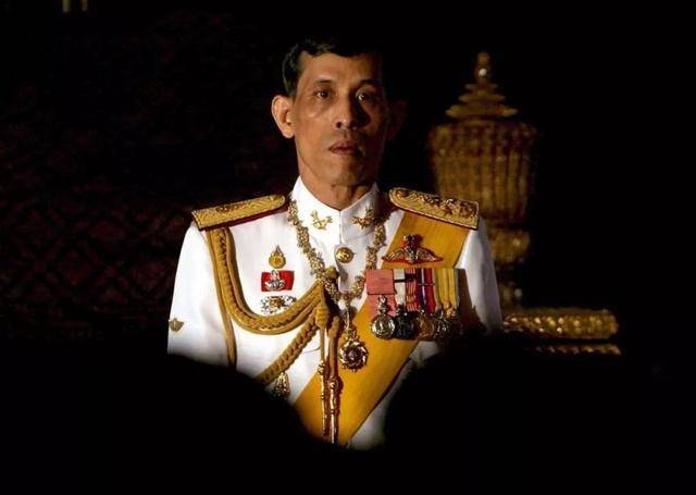 护国神兽诗琳通,虽无王位却被视为国母,简直就是风流_