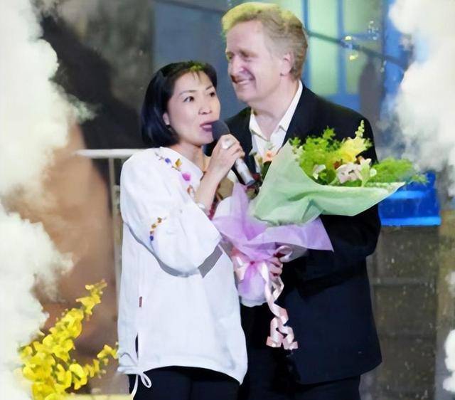 原创1985年沈丹萍怀孕要求丈夫带她去德国生活丈夫这样走不光彩