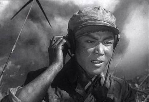 原创抗战老兵刘世龙老师是靠哪部作品引起了导演的注意