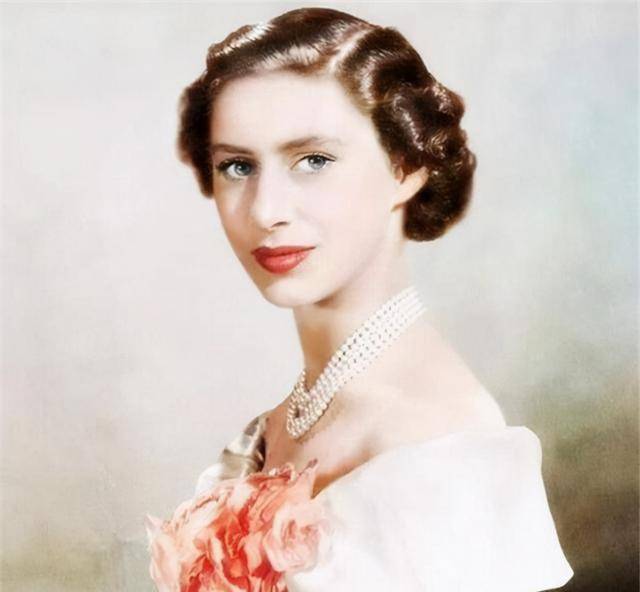 他是玛格丽特公主的初恋没当成驸马转身娶了20岁的女继承人