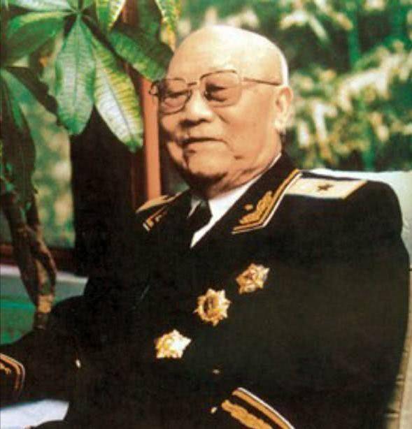 四野名将曾克林为何在解放战争中多次被降职授予少将已是照顾