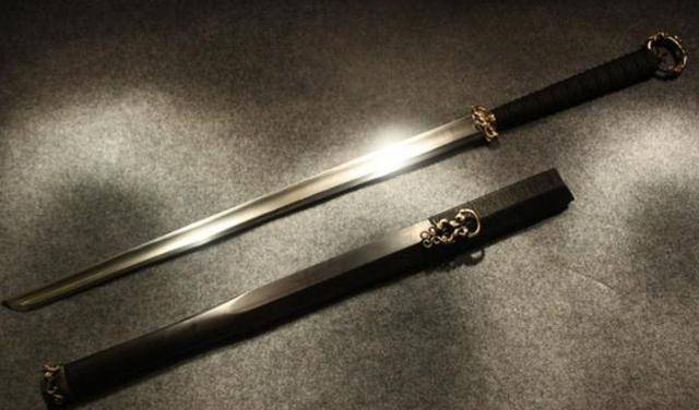 原创中国古代三把神奇的刀令人害怕可以说有把是世界最强武器