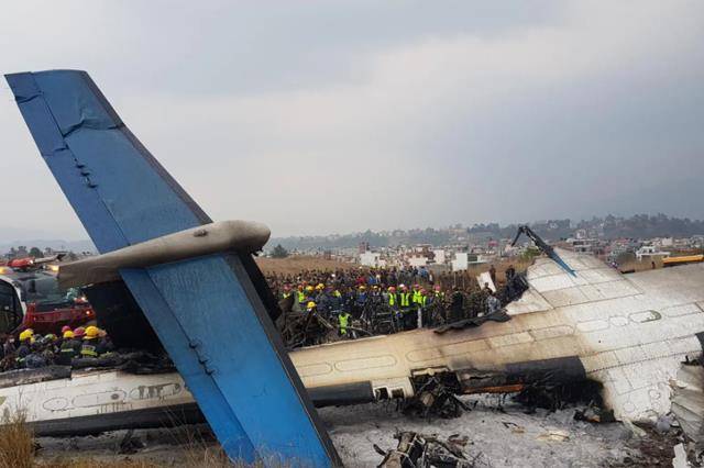 原创飞机坠毁前乘客能做点什么主要有以下7种情况并不是没有希望