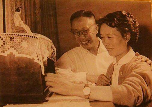 为了和李淑贤谈恋爱,溥仪把他的姓氏都改了,当时人们_