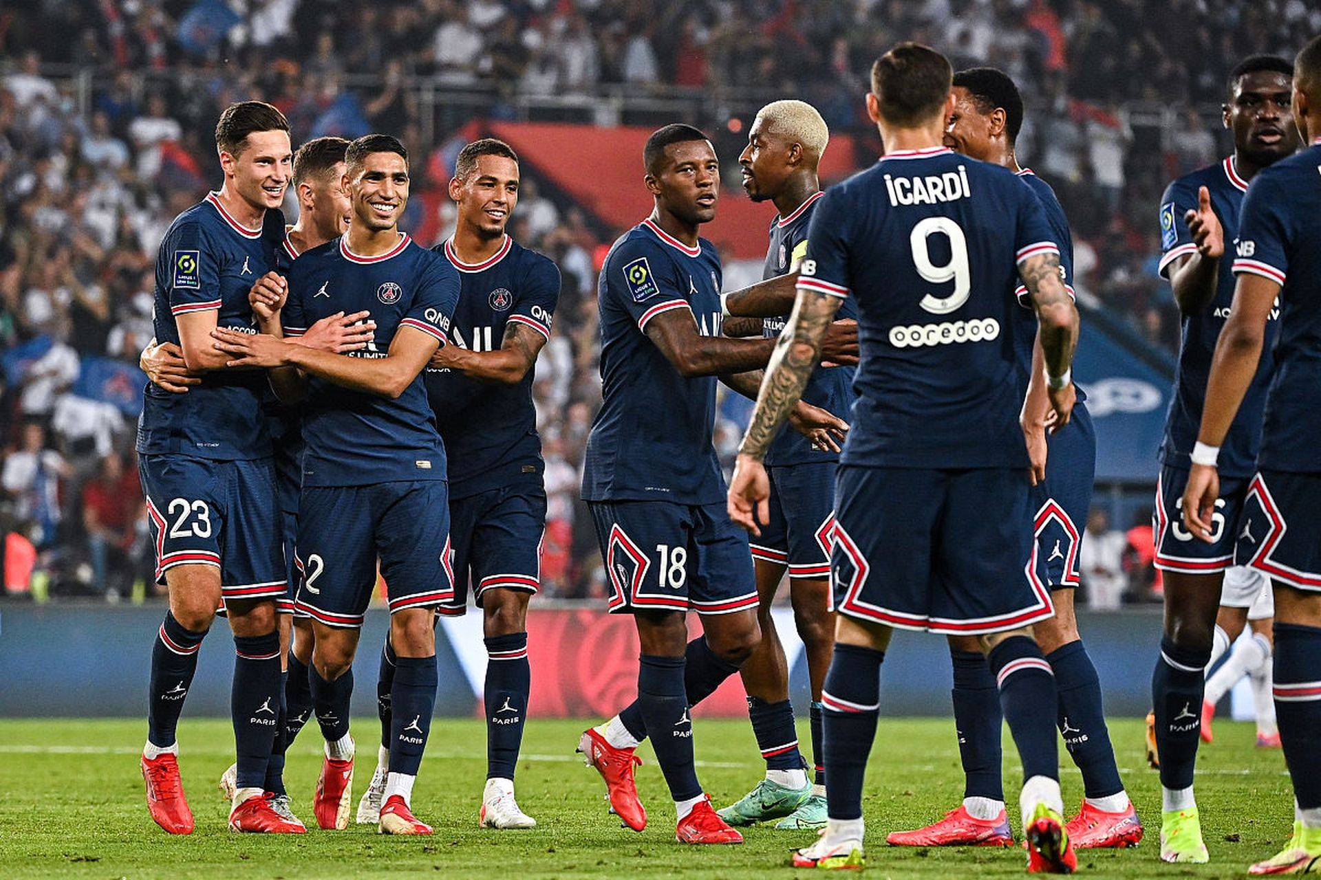 巴塞罗那vs巴黎圣日耳曼欧冠巅峰对决