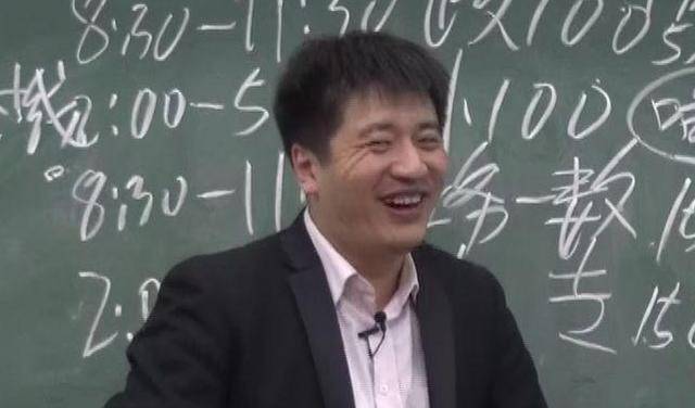 原创曾经爆火的考研名师张雪峰现在为何杳无音信人要管好自己的嘴
