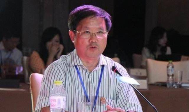 原创辽宁首富孙寿宽庄稼人出身身家350亿吃盒饭一个手机用7年