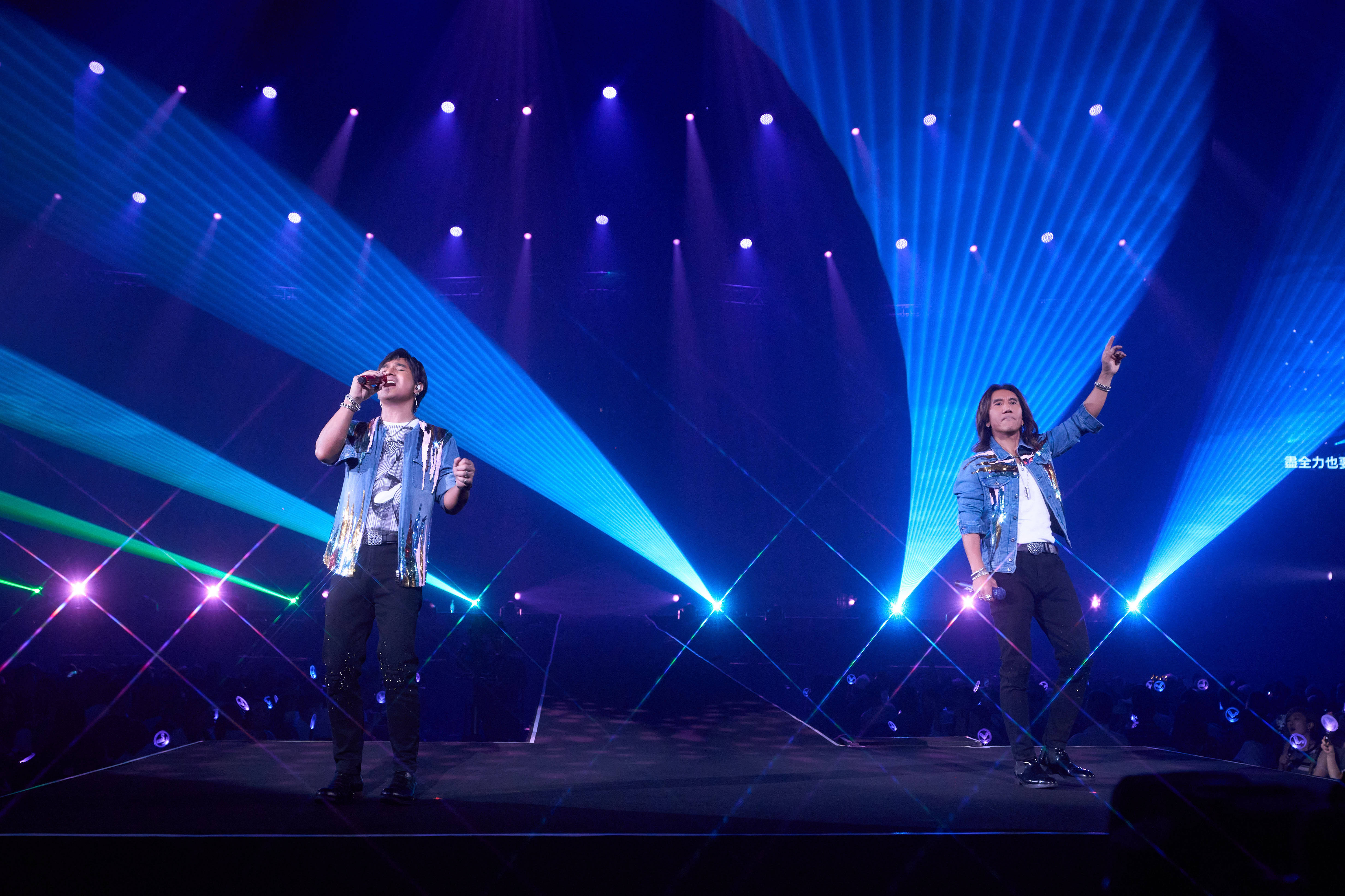 "摇滚天团"动力火车"都是因为爱 世界巡回演唱会"高雄安可场 两场秒杀