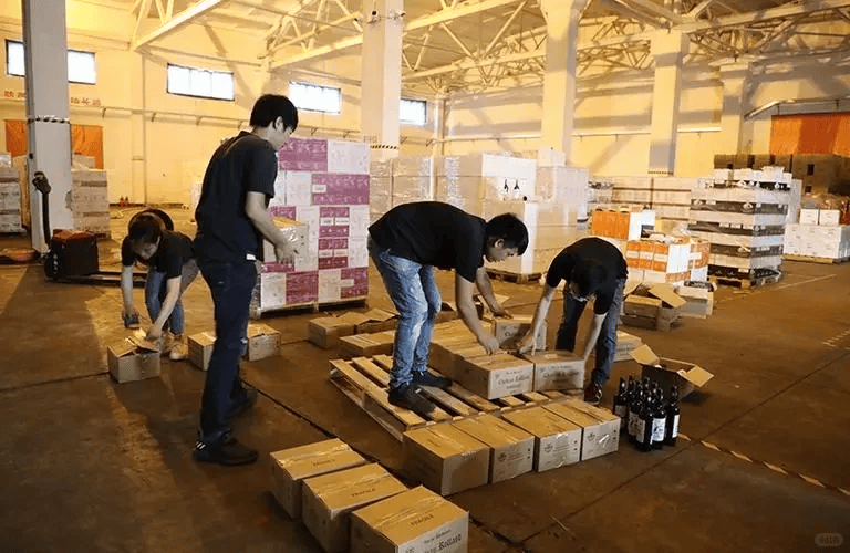 标签并进行预审1,如果是第一次进口,进口公司和出口公司应先备案二