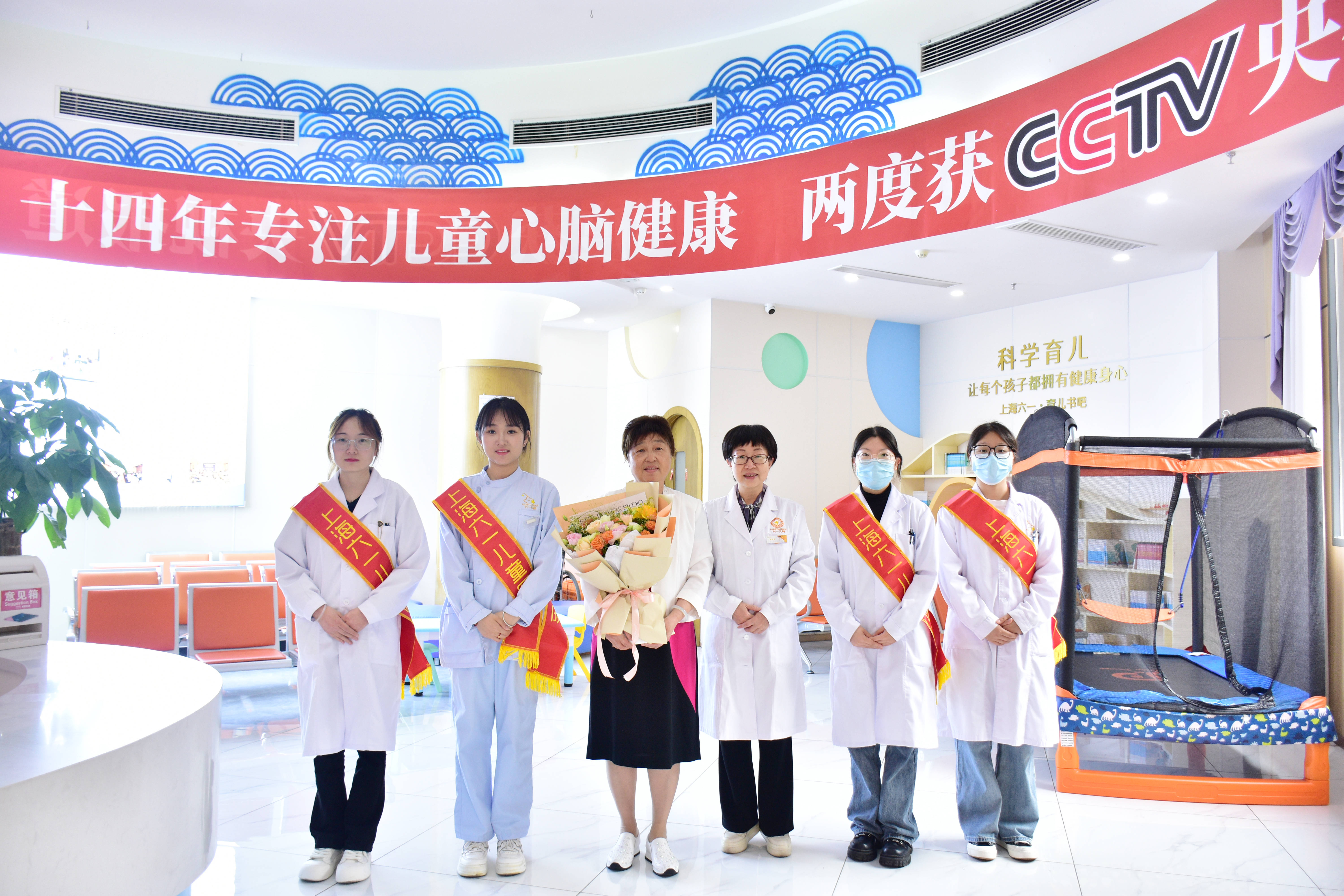 北京安贞医院俄红君教授在上海六一儿童医院进行联合会诊