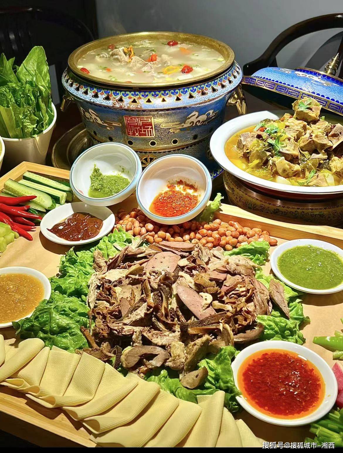 西北青甘大环线七日游最全攻略,跟团旅游超详细线路,西北美食大合集!