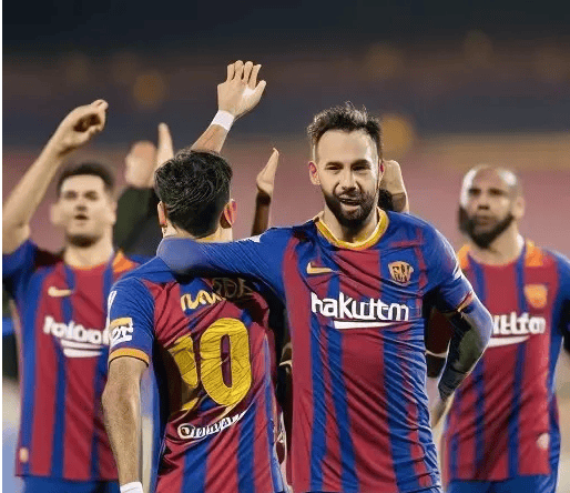 足球周六027:赫罗纳vs巴塞罗那—激情碰撞,巅峰对决!