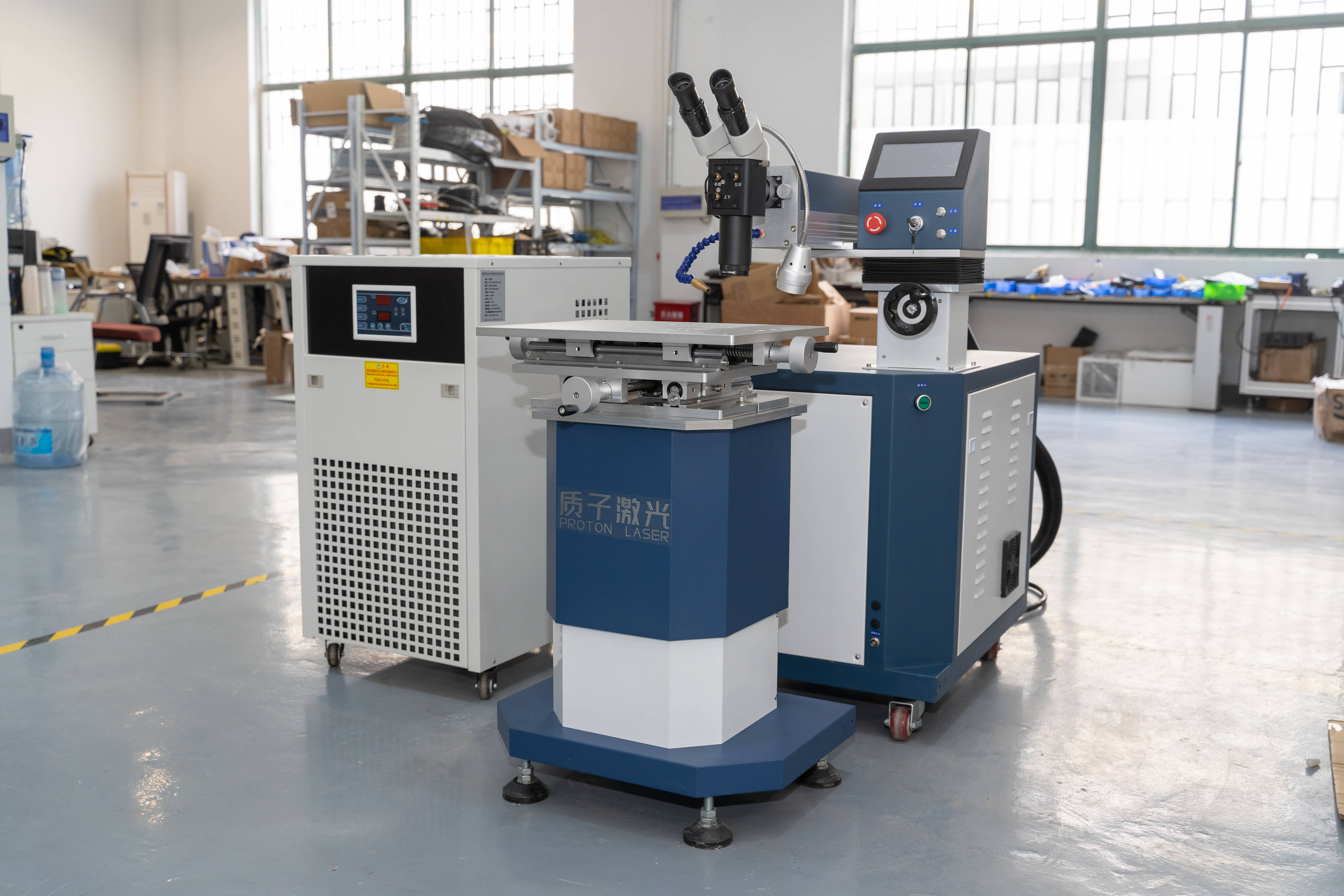 激光点焊机适用于对焊接质量和速度要求较高的工件,例如电子