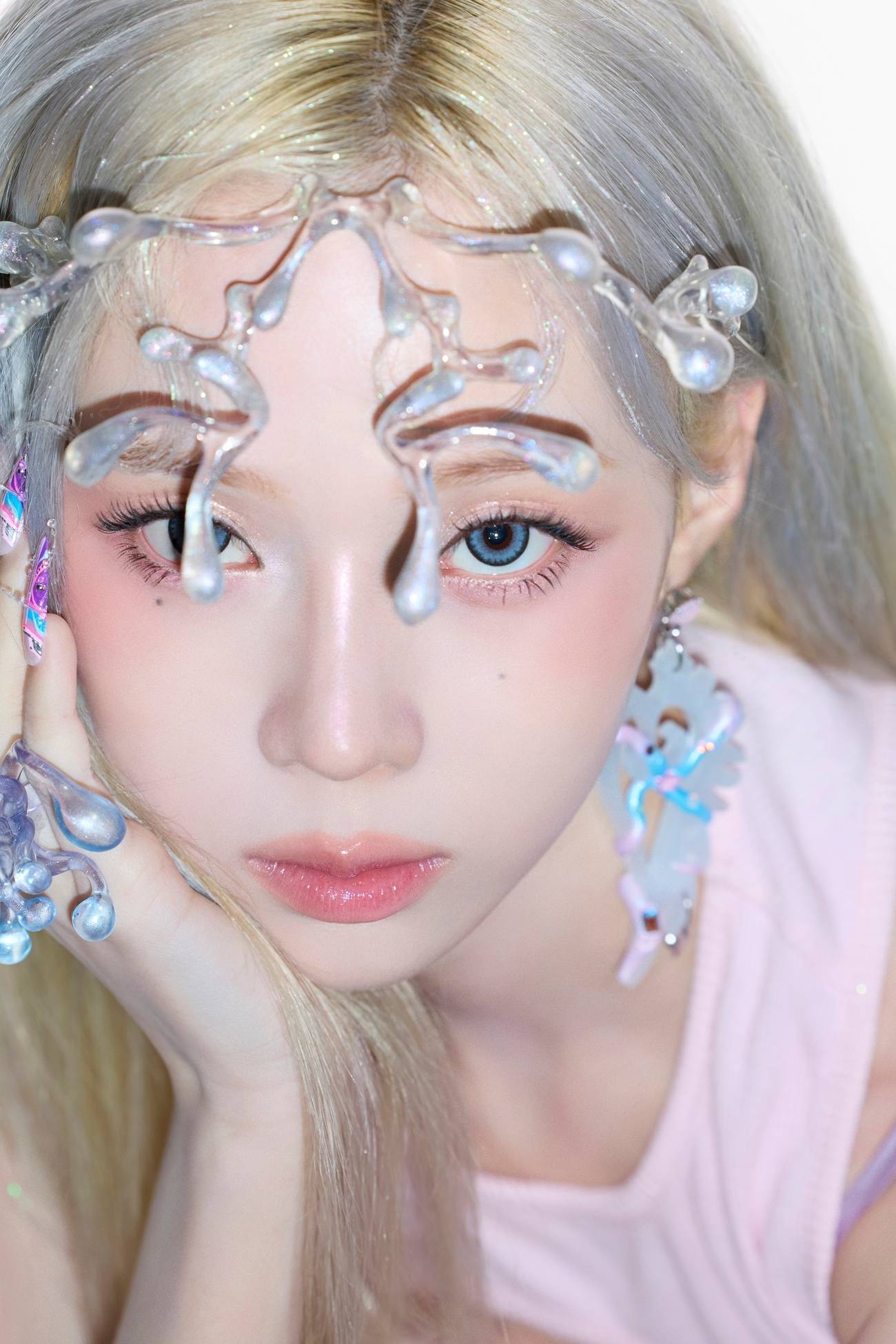 aespa正规专辑主打曲《supernova》倒计时6天 展现多元宇宙世界观和