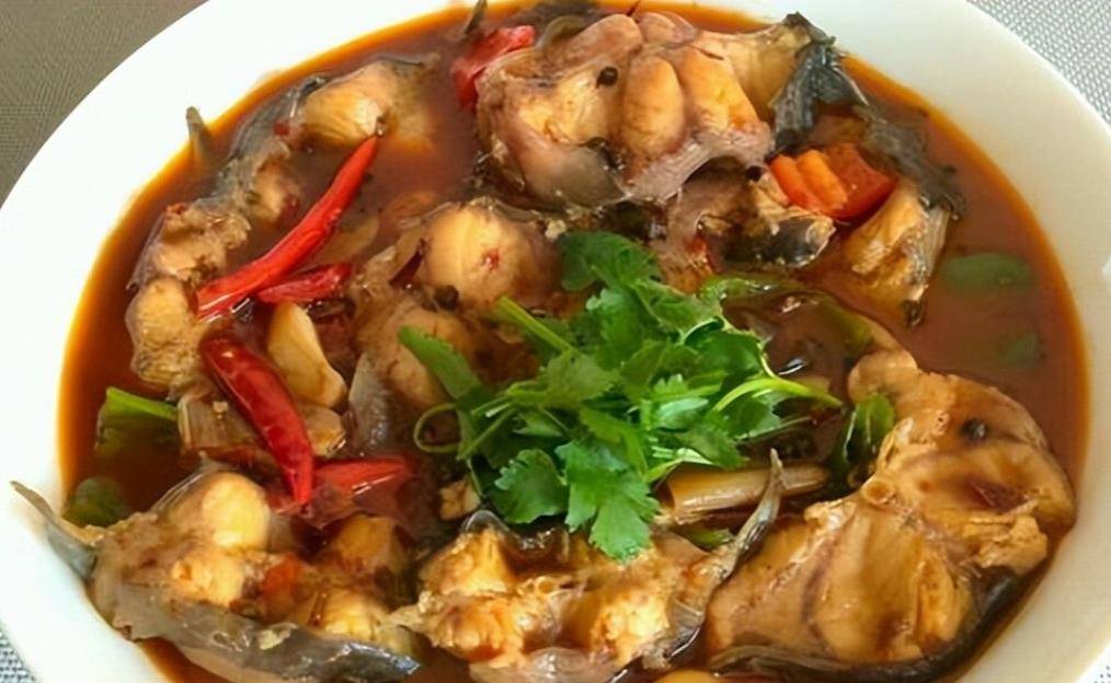 2008年湖北男子被发小出卖破产,3年后他靠一条天价鱼狂赚一个亿