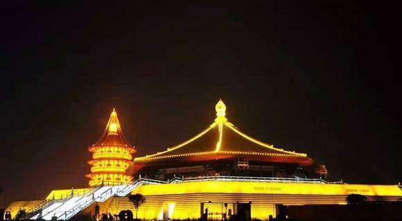 东都洛阳的两大标志建筑,武则天的最爱,瞬间化为了一片灰烬.