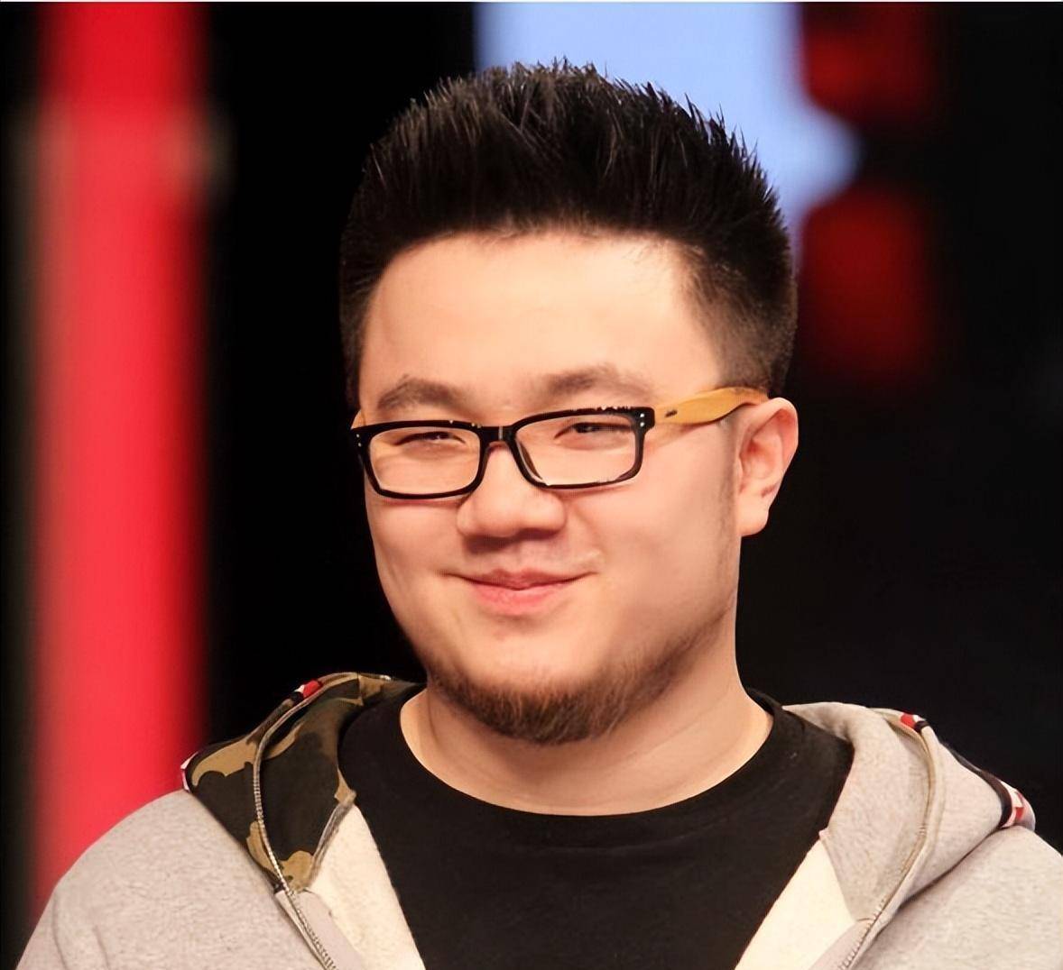 拒认亲儿子25年,晚年想看孙子,巴图回怼英达:没必要