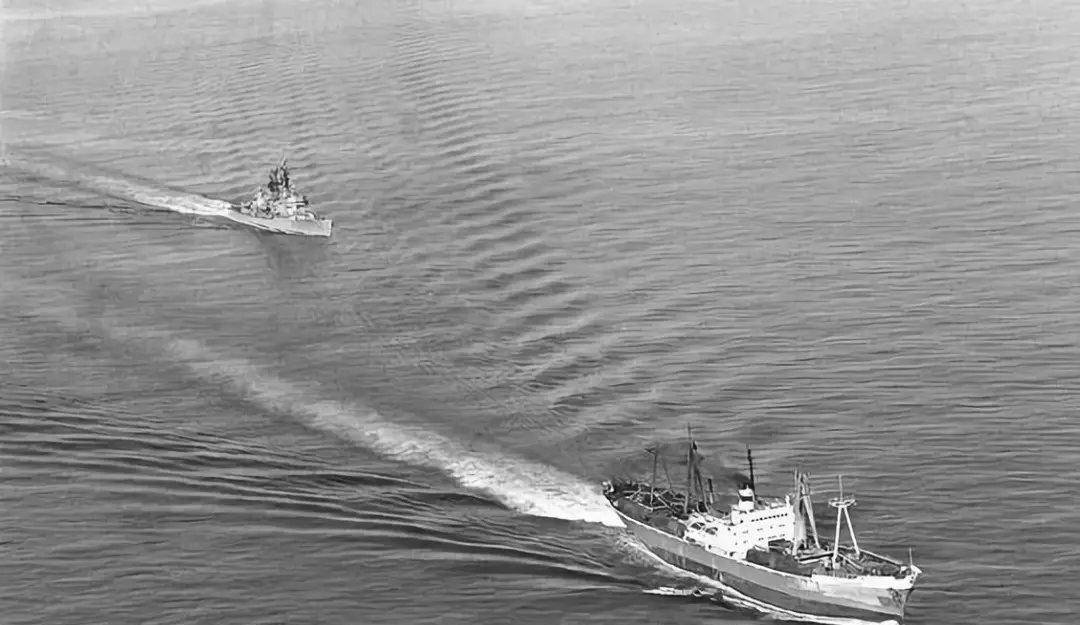 古巴导弹危机:1962年10月24日上午,人类世界最接近核战的时刻